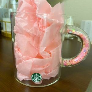 NWOT STARBUCKS 2022 VALENTINES GLASS MUG